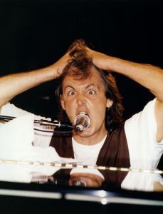 Paul McCartney 1989,, NYC.jpg